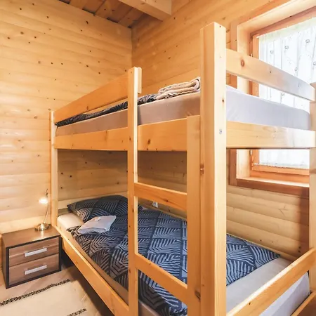 Restnest Vendeghaz: Infraszauna+dezsafuerdo Holiday home